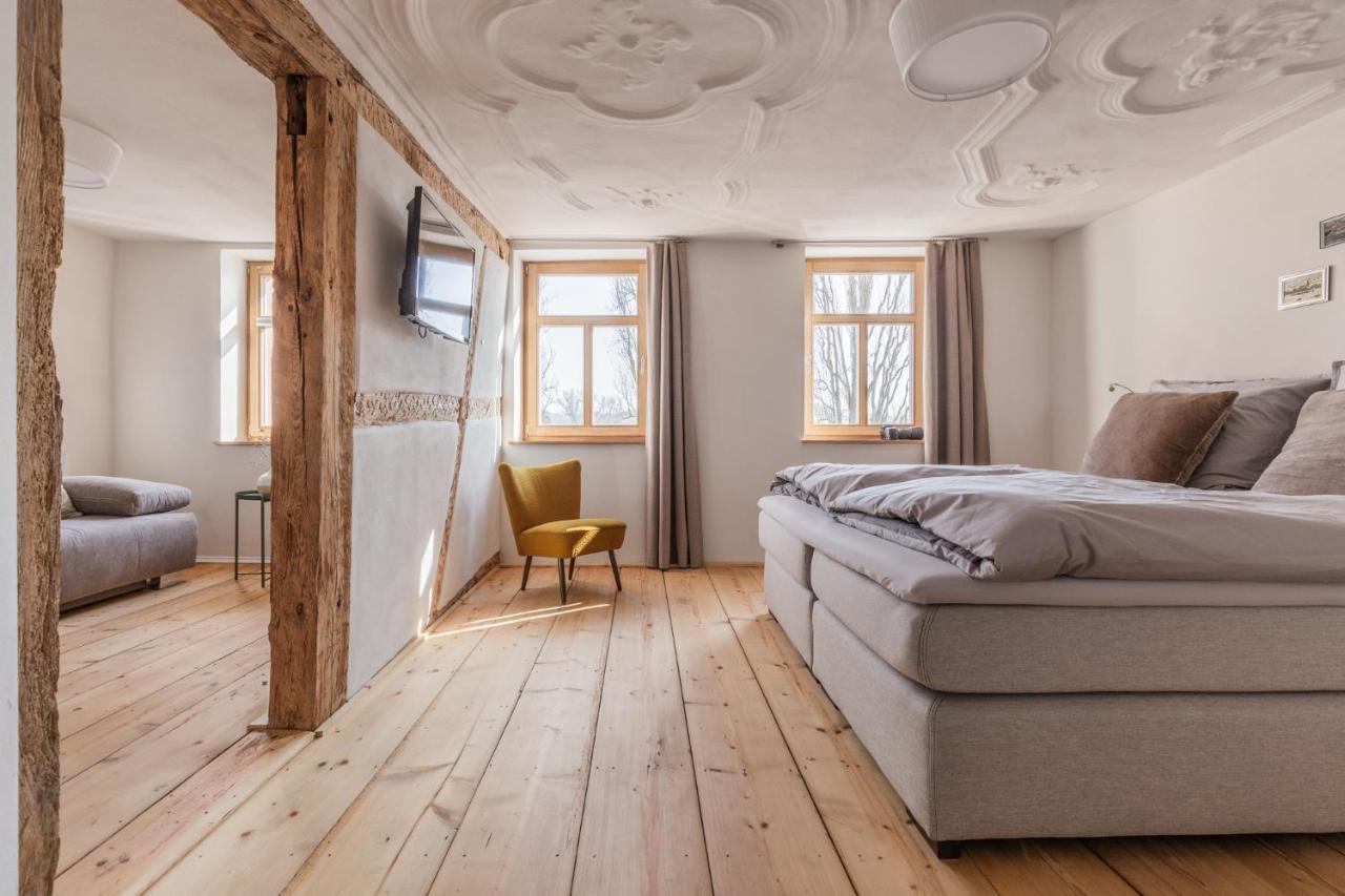 Maindrei - Schlafen Am Fluss Hotell Margetshöchheim Exteriör bild