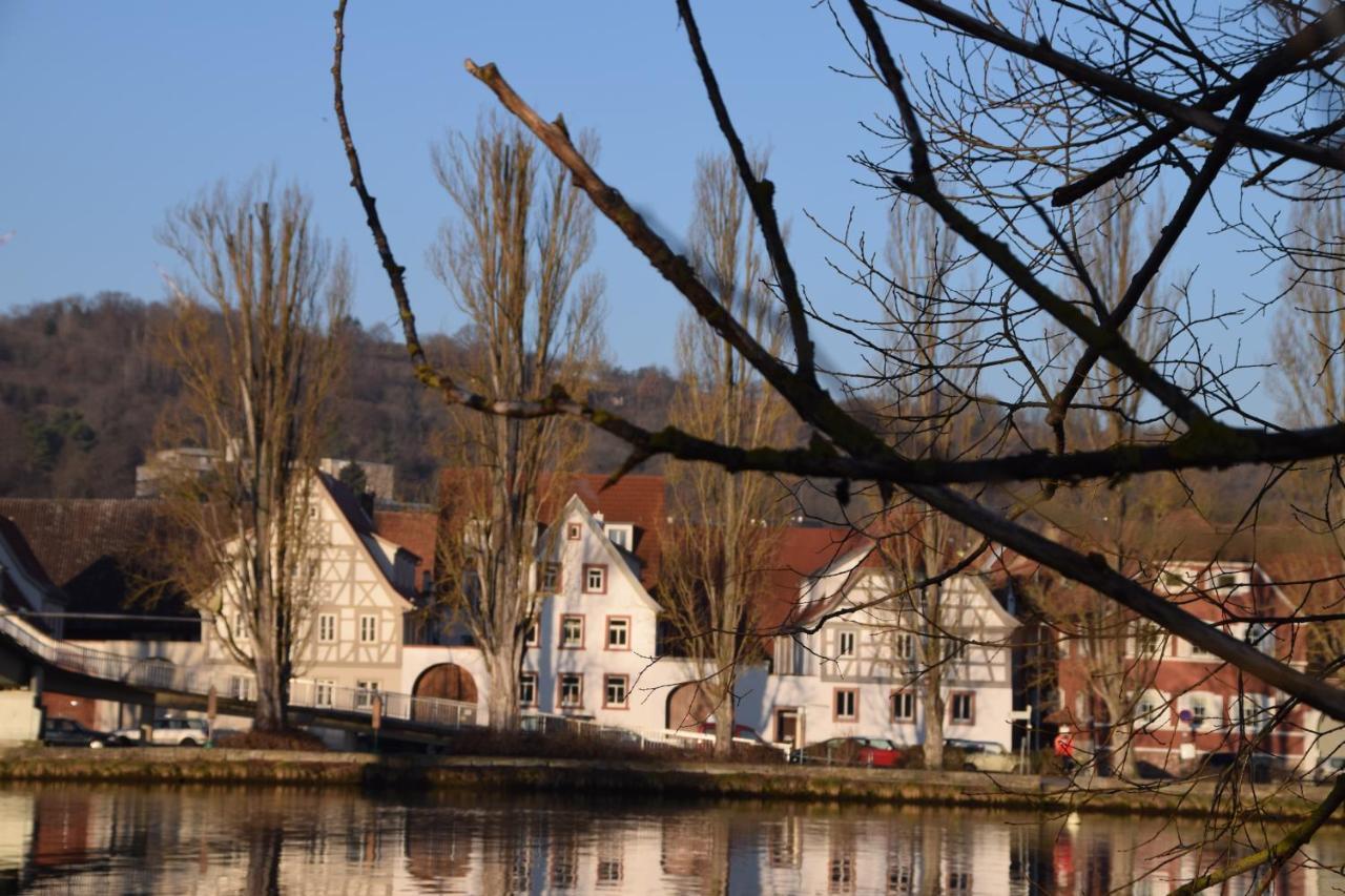 Maindrei - Schlafen Am Fluss Hotell Margetshöchheim Exteriör bild