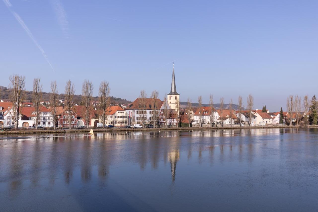 Maindrei - Schlafen Am Fluss Hotell Margetshöchheim Exteriör bild