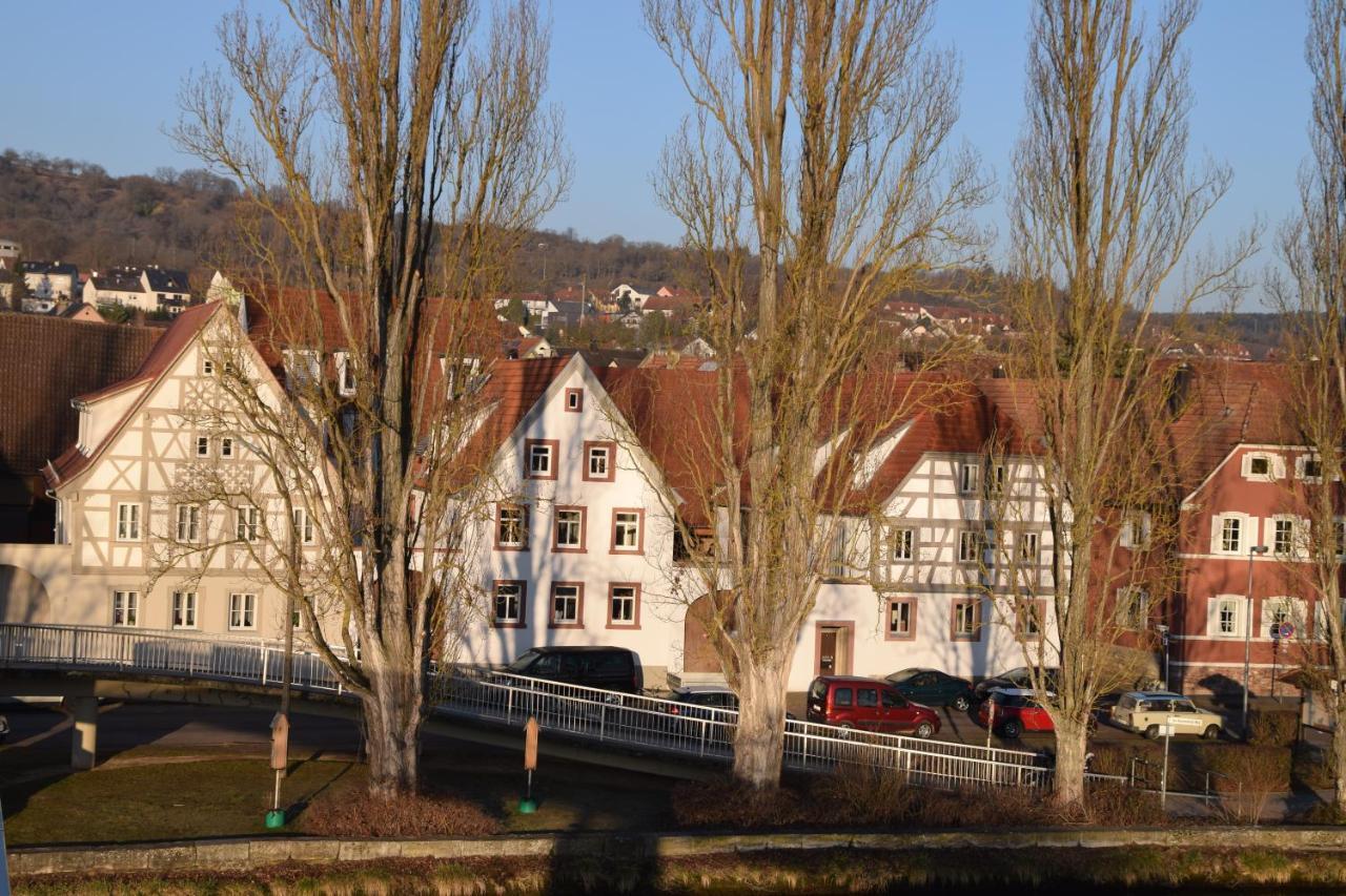 Maindrei - Schlafen Am Fluss Hotell Margetshöchheim Exteriör bild
